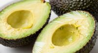 prevent avocado browning quickly