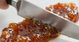 food adhesion to blades