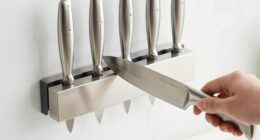 safe knife removal method